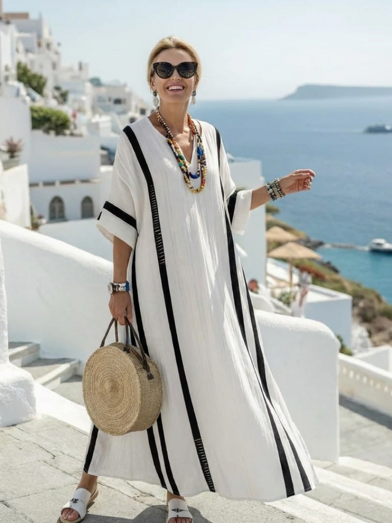 Elvienne | Gestreiftes Maxikleid mit kurzen Ärmeln und Farbblock