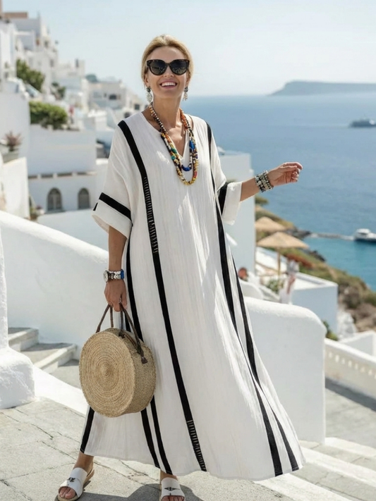 Elvienne | Gestreiftes Maxikleid mit kurzen Ärmeln und Farbblock
