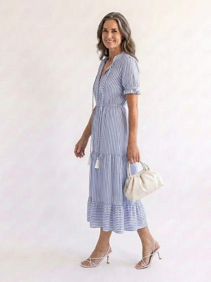 Dakota | Kurzärmeliges gestreiftes Stufen-Midikleid