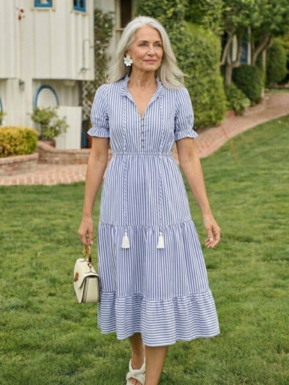 Dakota | Kurzärmeliges gestreiftes Stufen-Midikleid