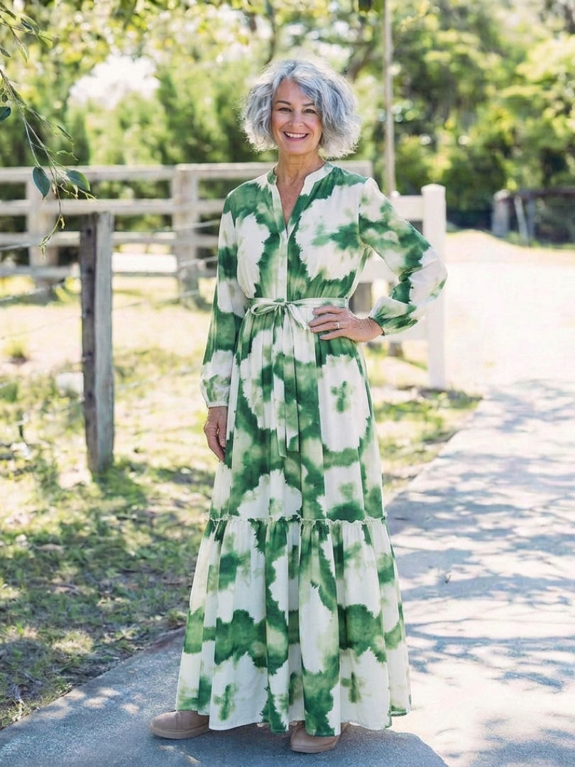 Sabine | Langärmeliges Maxikleid mit Stufenrock und Bindegürtel