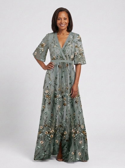 Isolde | Geblümtes Maxikleid mit V-Ausschnitt und Ellenbogenärmeln