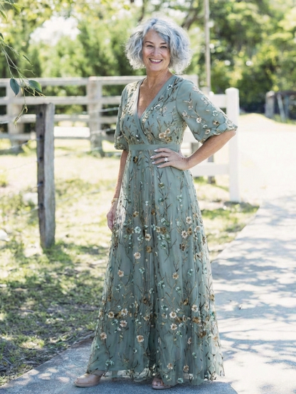 Isolde | Geblümtes Maxikleid mit V-Ausschnitt und Ellenbogenärmeln
