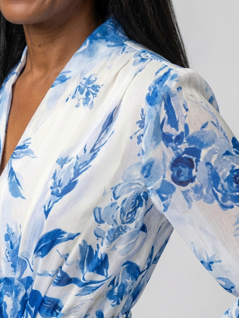 Lillian | Florales Wickelmaxikleid mit langen Ärmeln